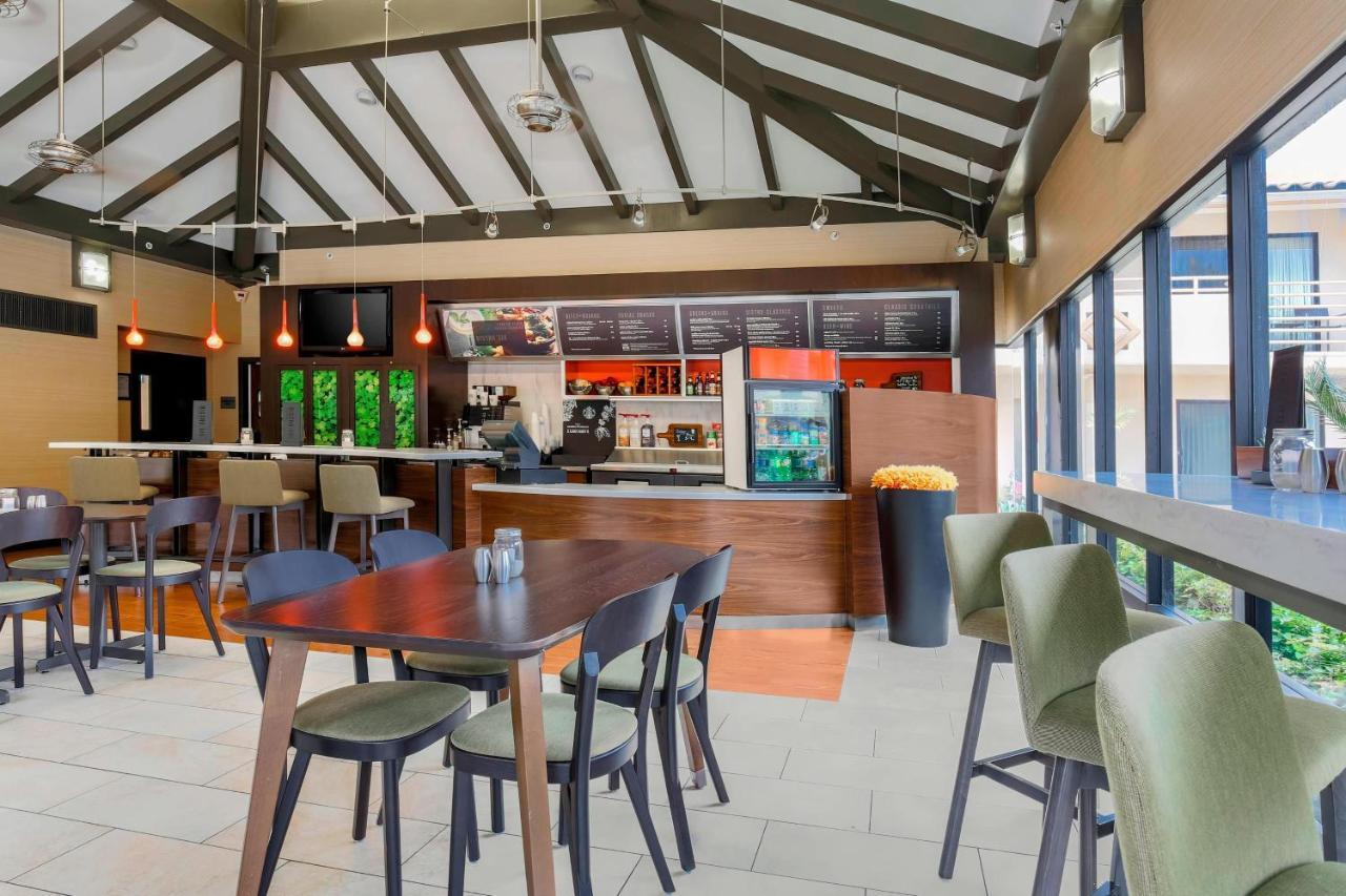 Courtyard By Marriott San Diego Del Mar/Solana Beach Exterior foto
